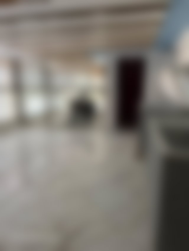 محل تجاري استراتيجي للإيجار بوسط طنجة — 2