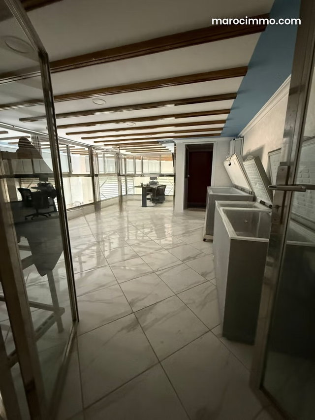 Location local commercial tanger nejma — 5
