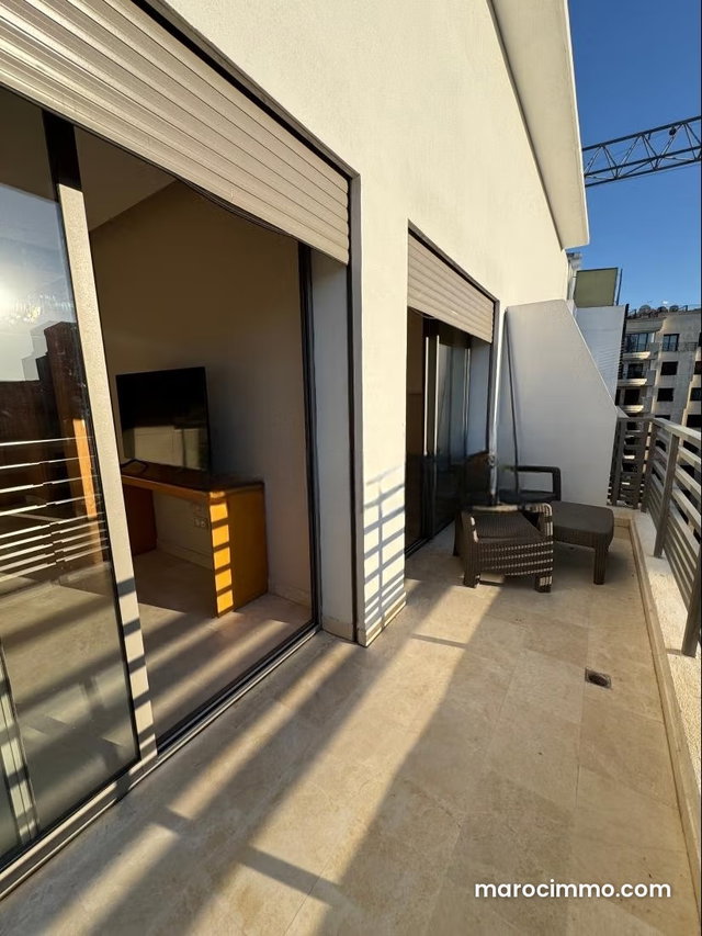 Studio meublé à vendre avec terrasse a les princesses — 4