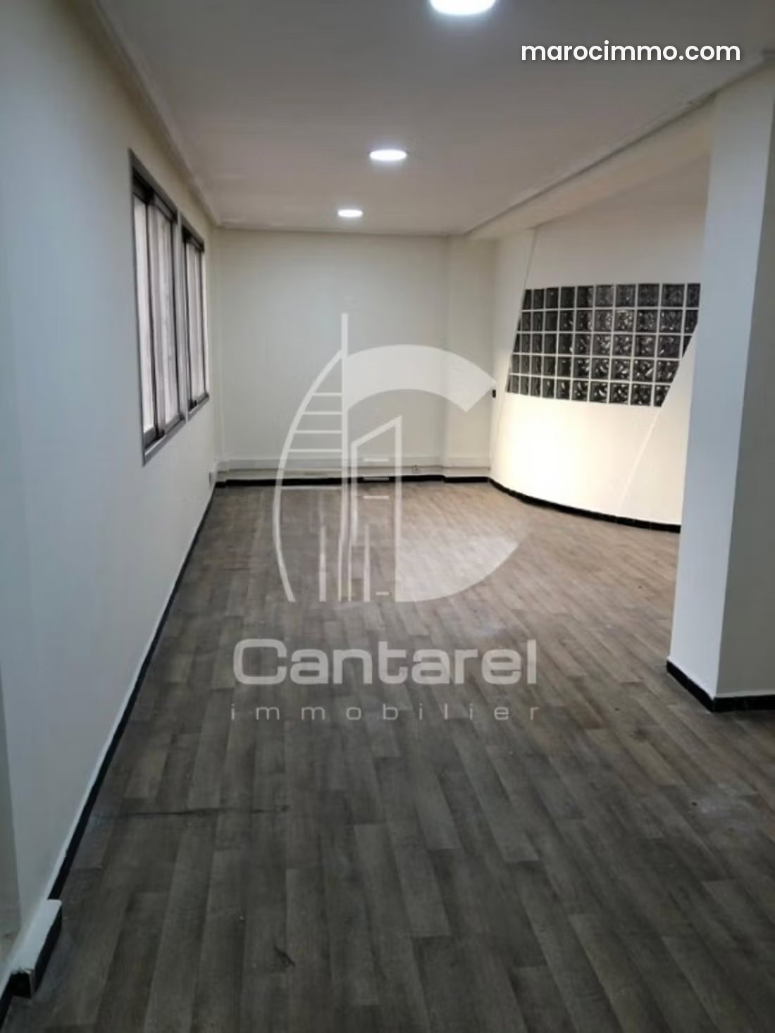 144 m² Office for Sale in Downtown Casablanca — Casablanca