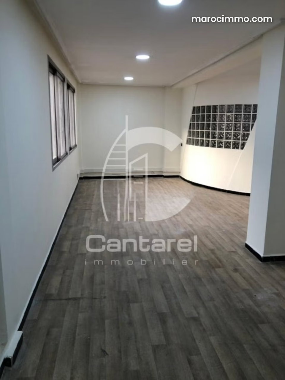 Bureau bien placé en location / vente centre ville