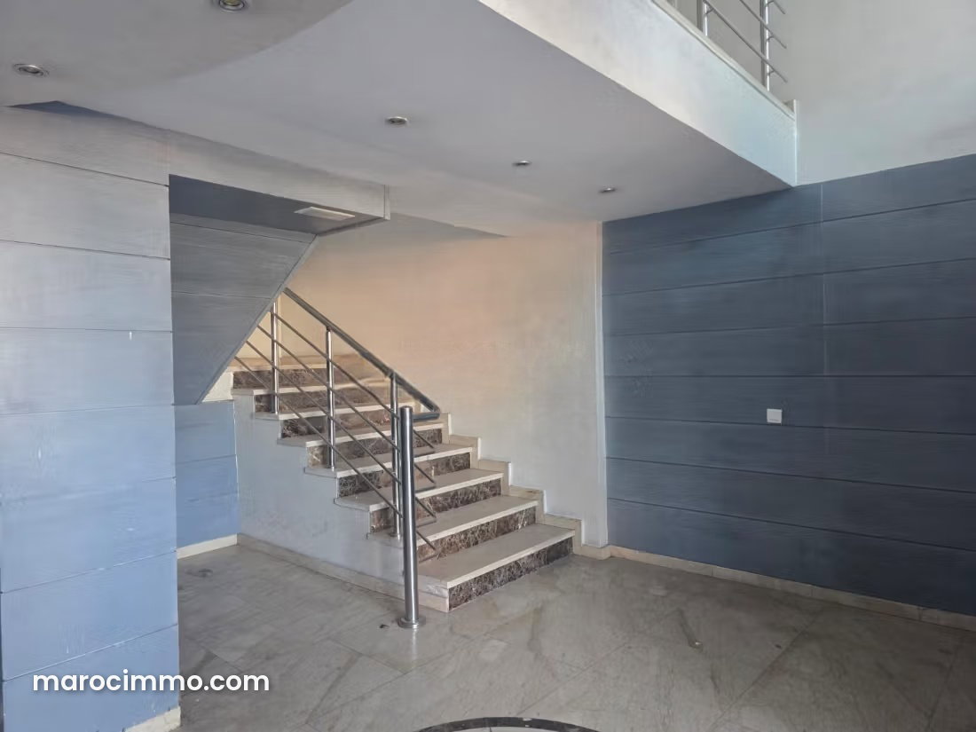 2,146 m² Office Building with Two Frontages, Agdal, Rabat — Rabat