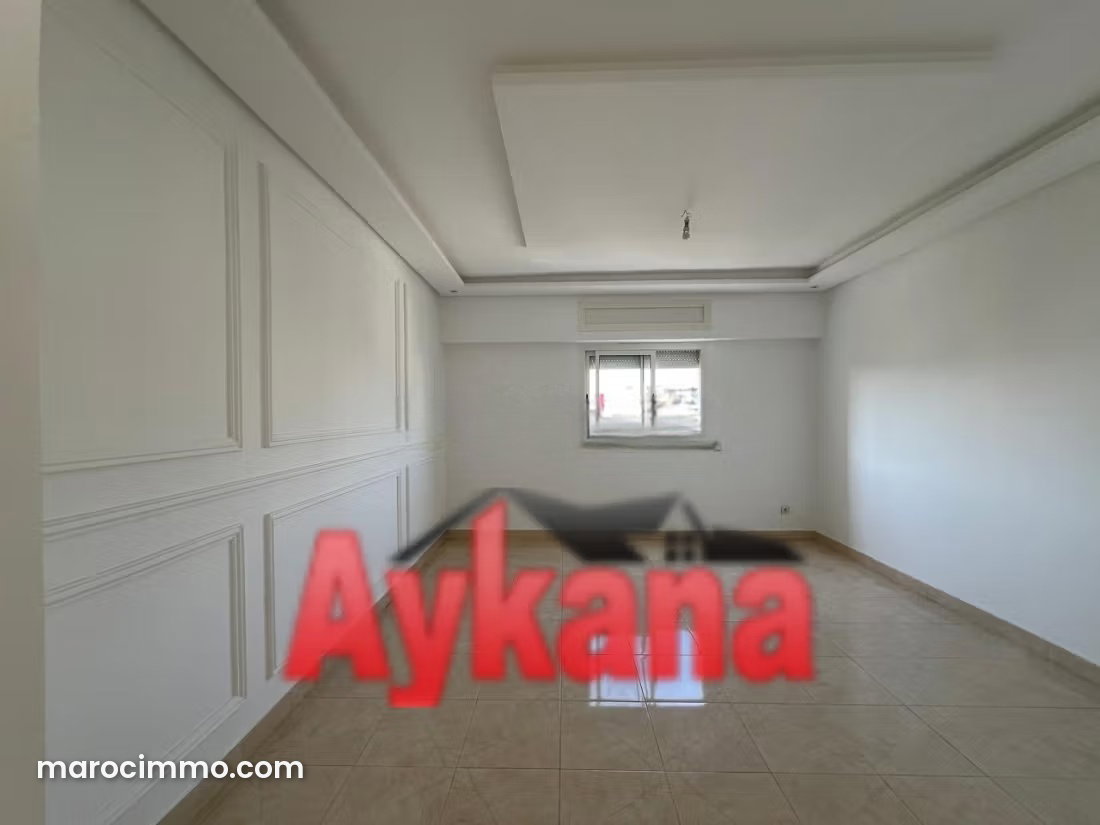 Appartement 3 pièces lumineux à Riyad Extension Rabat — Rabat