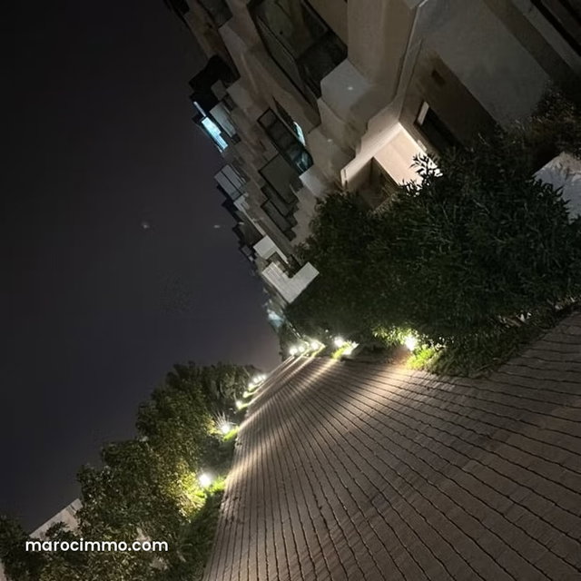 Appartement à Vendre de 175.0 m² à Casablanca, Sidi Messaoud — 3
