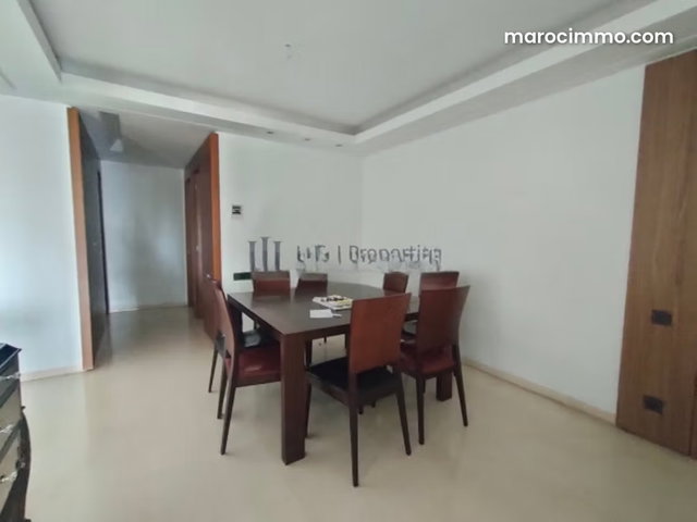 200 m² 3-Bedroom Apartment – Garden View Terrace — 4