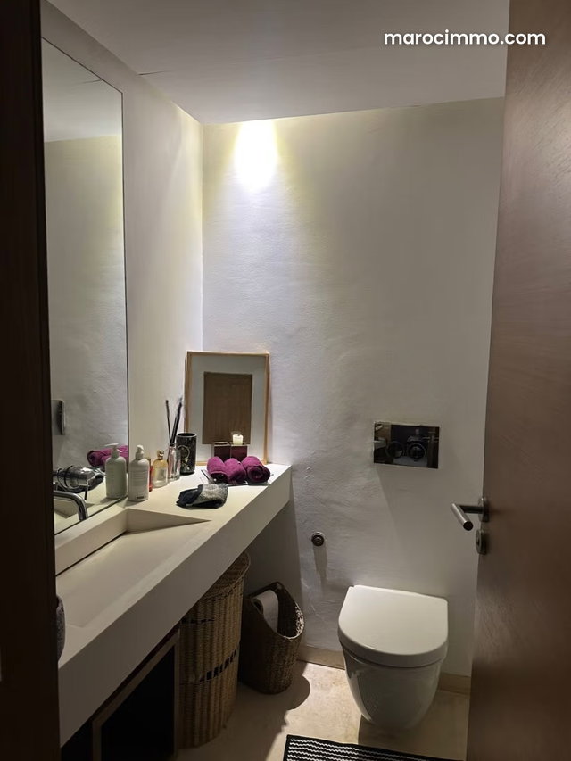 Location d'un bel appartement 3 ch à Ain Diab vu Mer — 4