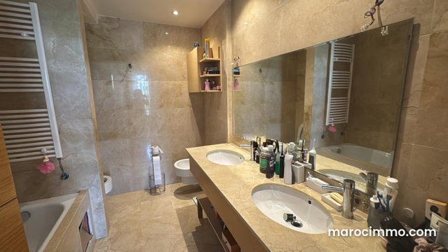 Villa en location à Bouskoura — 2