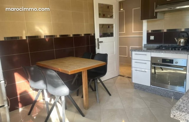 Appartement a louer quartier boubana golf surface 200m² avec jardin — 3