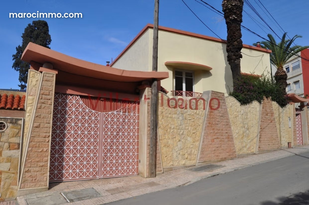 Villa coloniale 370 m², 2 appartements indépendants, Charf Tanger — Tanger
