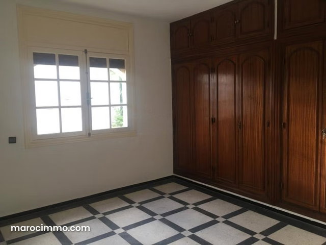 Villa à louer au CIL — 4