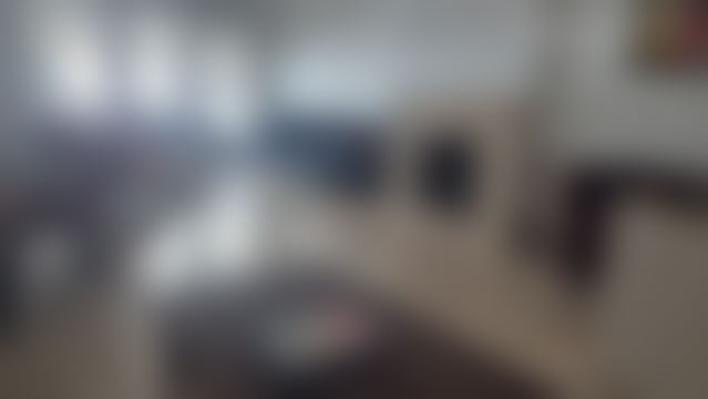 شقة فسيحة بترّاس ومرآب للإيجار في حي راسين الدار البيضاء — الدار البيضاء