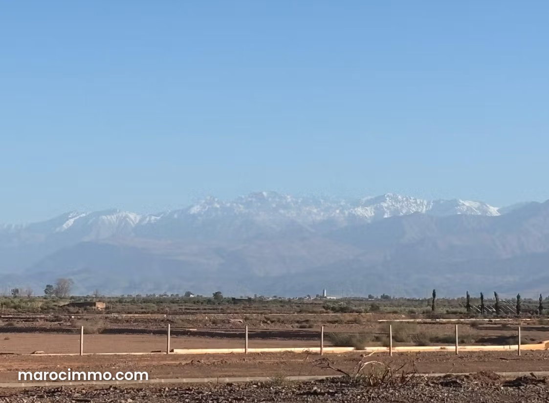 1,050 m² Plot on the Amezmiz Road in Marrakech with Atlas Mountain Views — Marrakesh