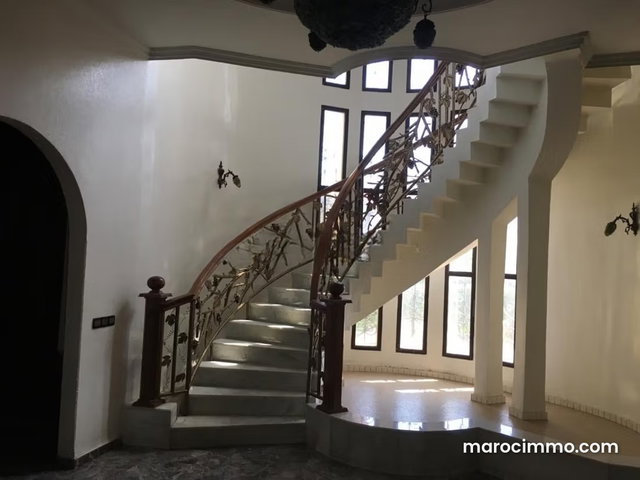 Beau terrain à vendre – Villa à réhabiliter ou à démolir — 5