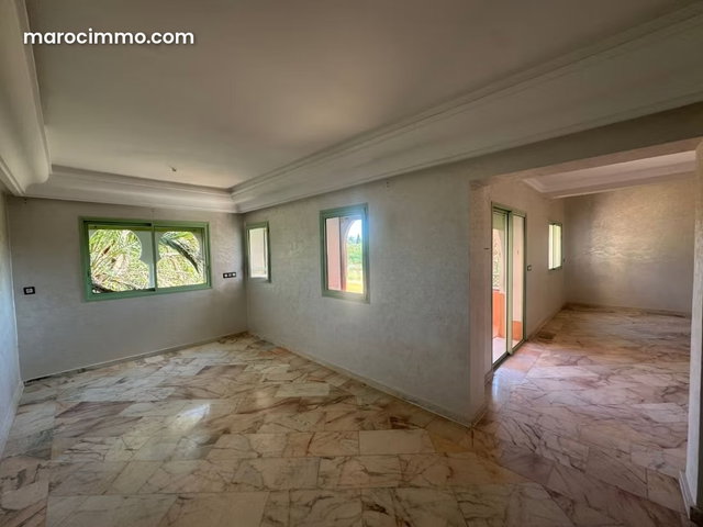 À Vendre – Superbe Duplex à la Palmeraie — 3
