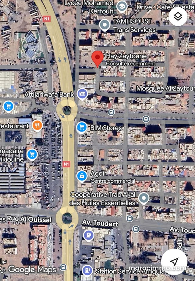 Terrain R4 avec commerces hay zaitoune — Agadir