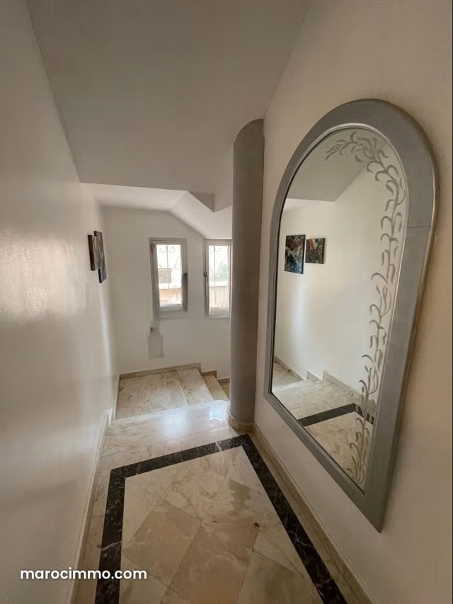 Splendide villa à vendre à Hay Targa. 4 chambres. Meublé — 2