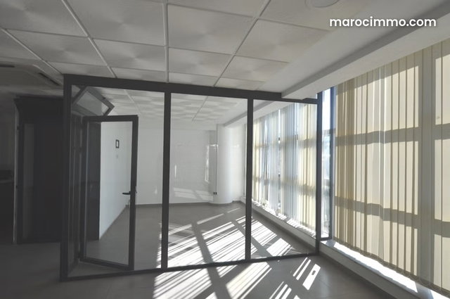 Plateau bureau de 97m² à louer — 5