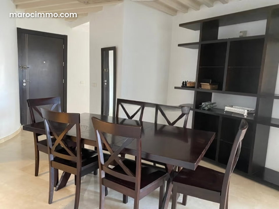 Appt meuble en location triangle d'or