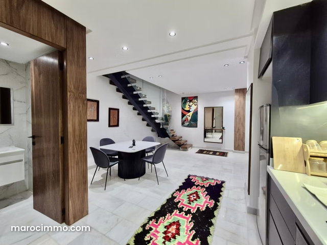 Magnifique duplex meublé aux Princesses — 4