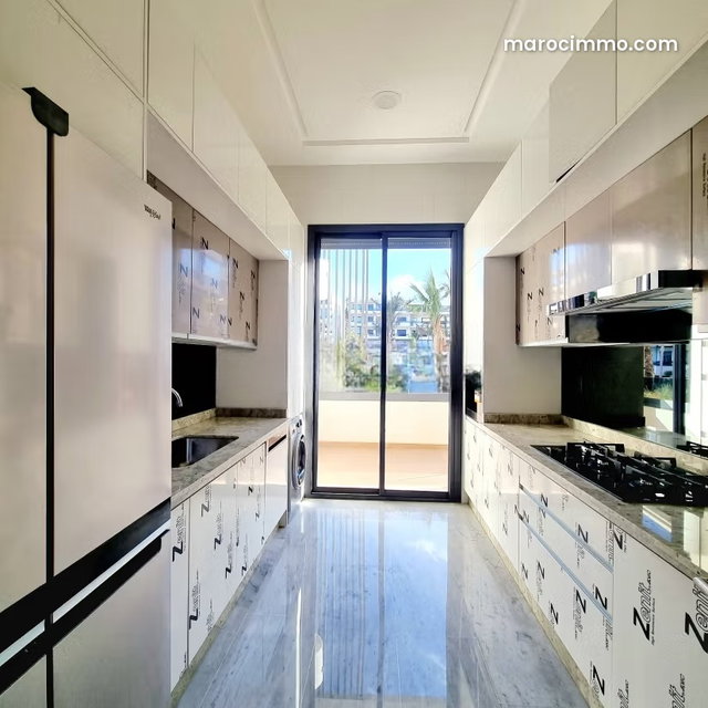 Bel appartement meublé à Californie — 5
