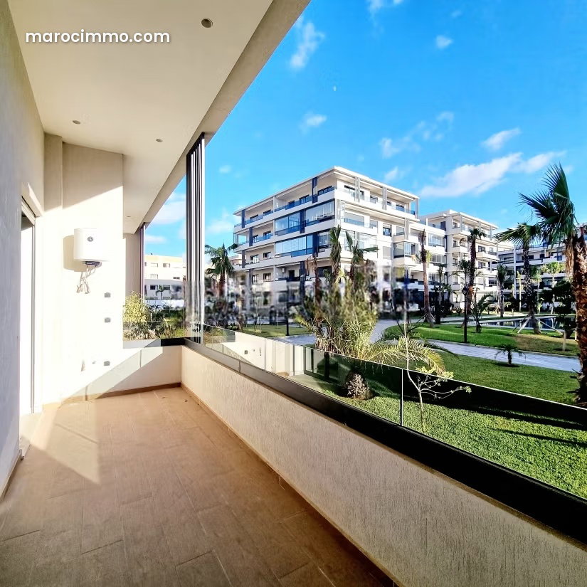 Furnished apartment with terrace and pool in Californie, Casablanca — Casablanca