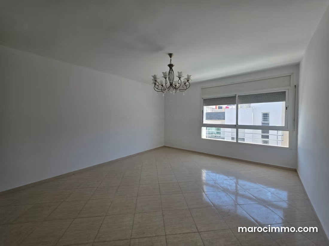 Appartement 3 pièces avec terrasse au cœur de Riyad, Rabat — Rabat