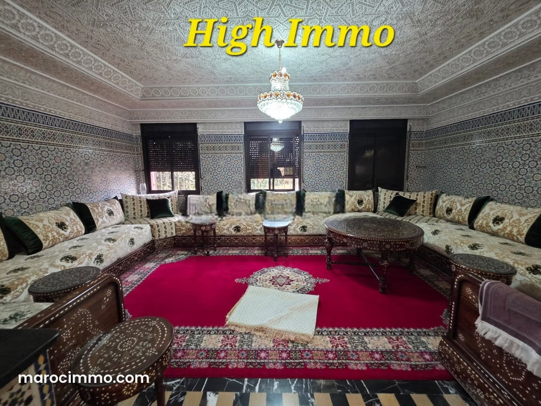 Villa 299 m², jardin et terrasse, Riyad, Rabat — Rabat