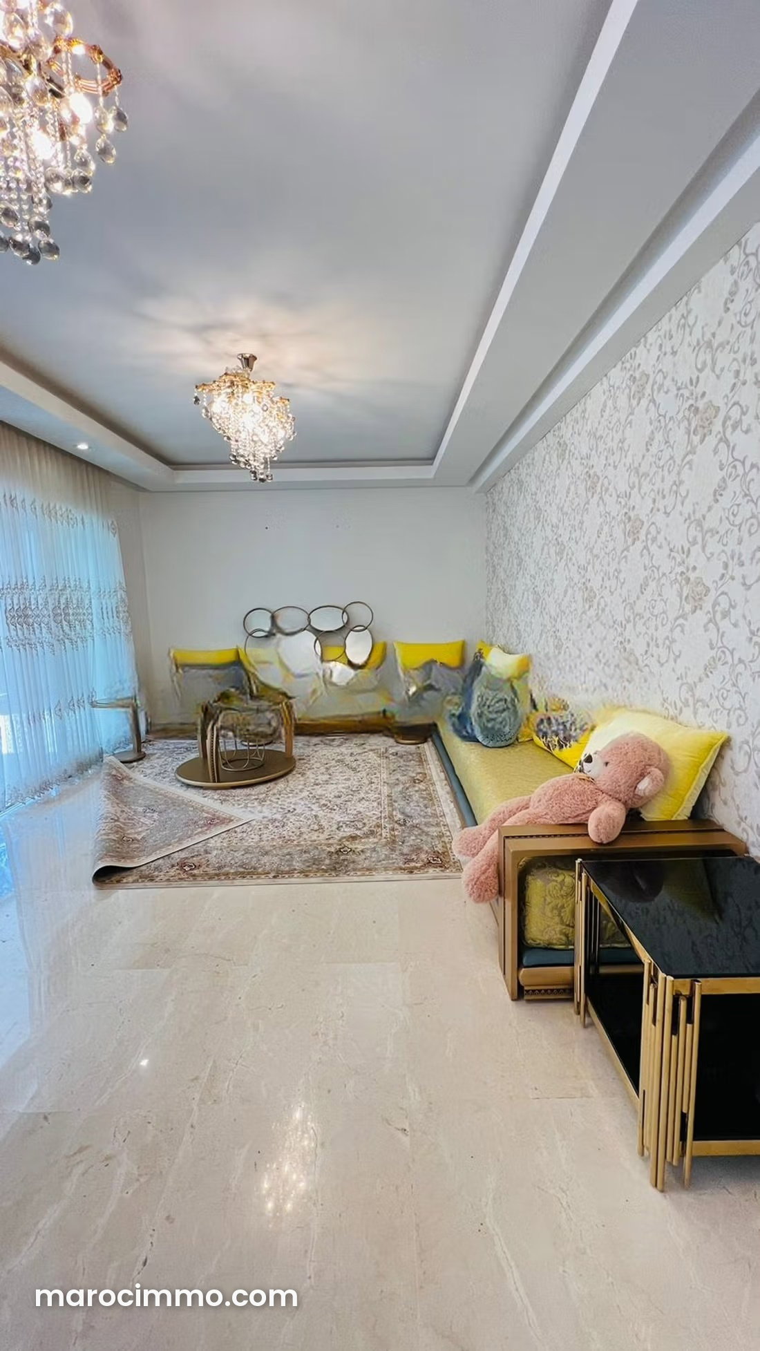 240 sqm Apartment for Rent in Souissi, Rabat, with Unobstructed Views — Rabat