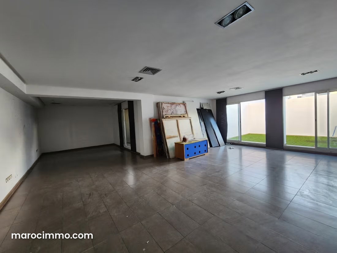126 m² Office with Terrace for Rent in Maarif, Casablanca — Casablanca