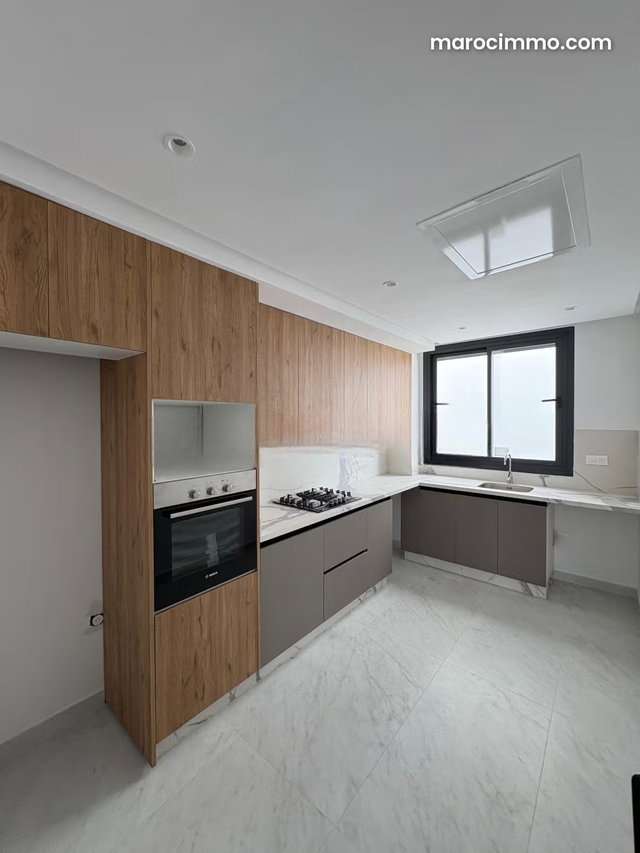 Apartment for Rent in Tangier, Morocco - 3 Bedrooms, Elevator, and Terrace — 4
