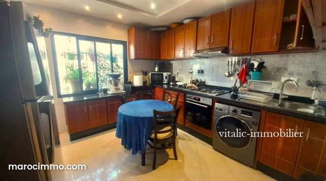 Q. Administratif beau duplex 3 chambres — 4