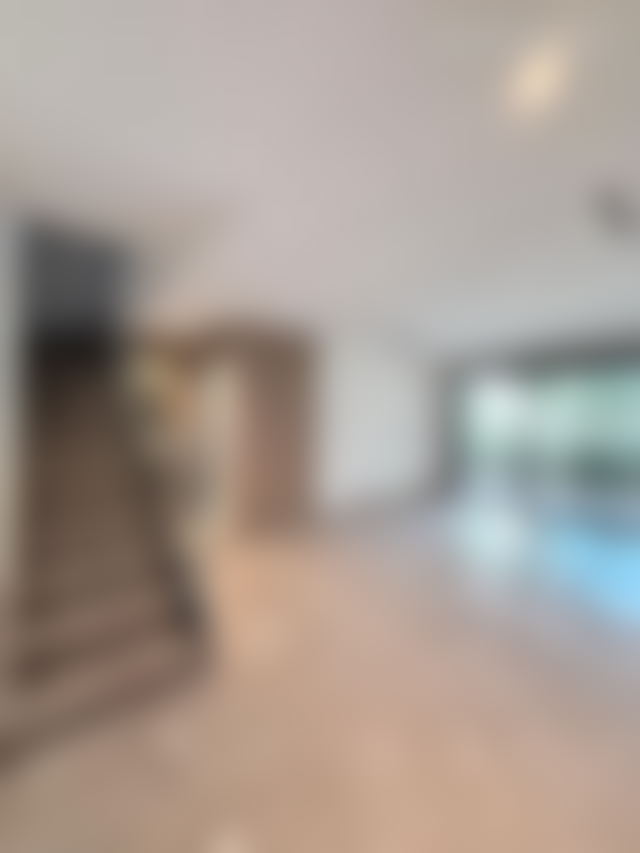 دوبلكس فاخر بحديقة ومسبح للكراء بحي السويسي الرباط — الرباط