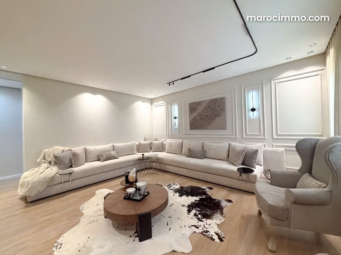 5-Room Apartment, 137 m², in Val Fleuri, Casablanca — Casablanca