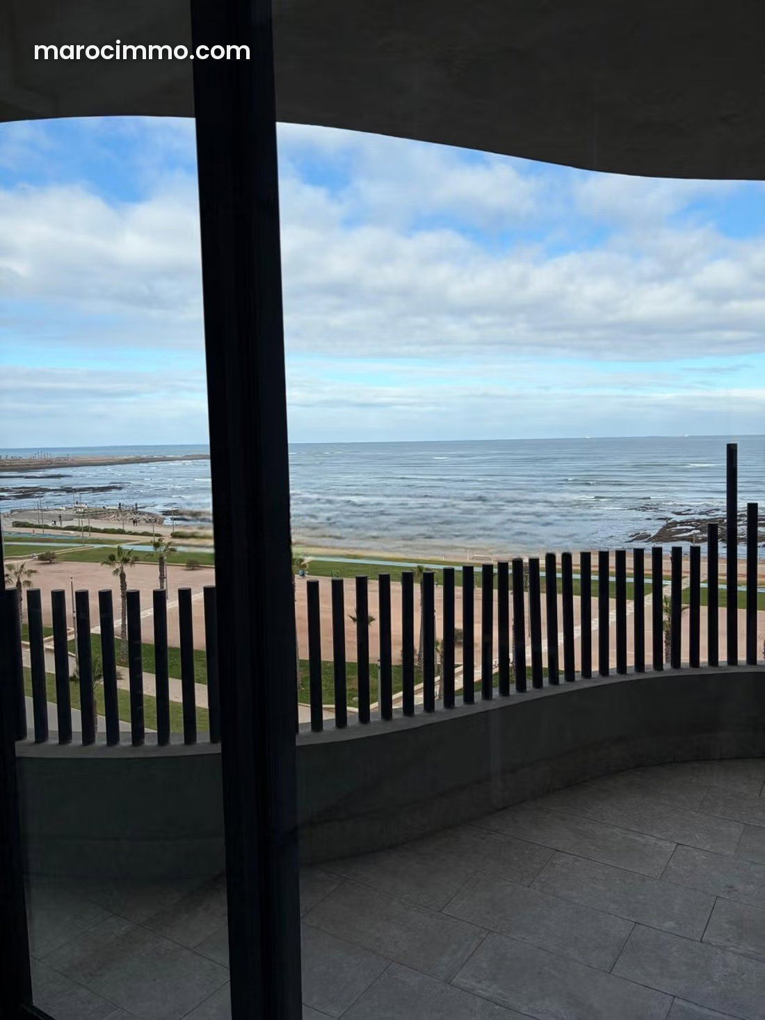Sea-view office in Bourgogne, Casablanca - 87 sqm — Casablanca