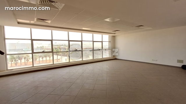 Bureau à louer 59 m² Oulad Azzouz Dar Bouazza — 5