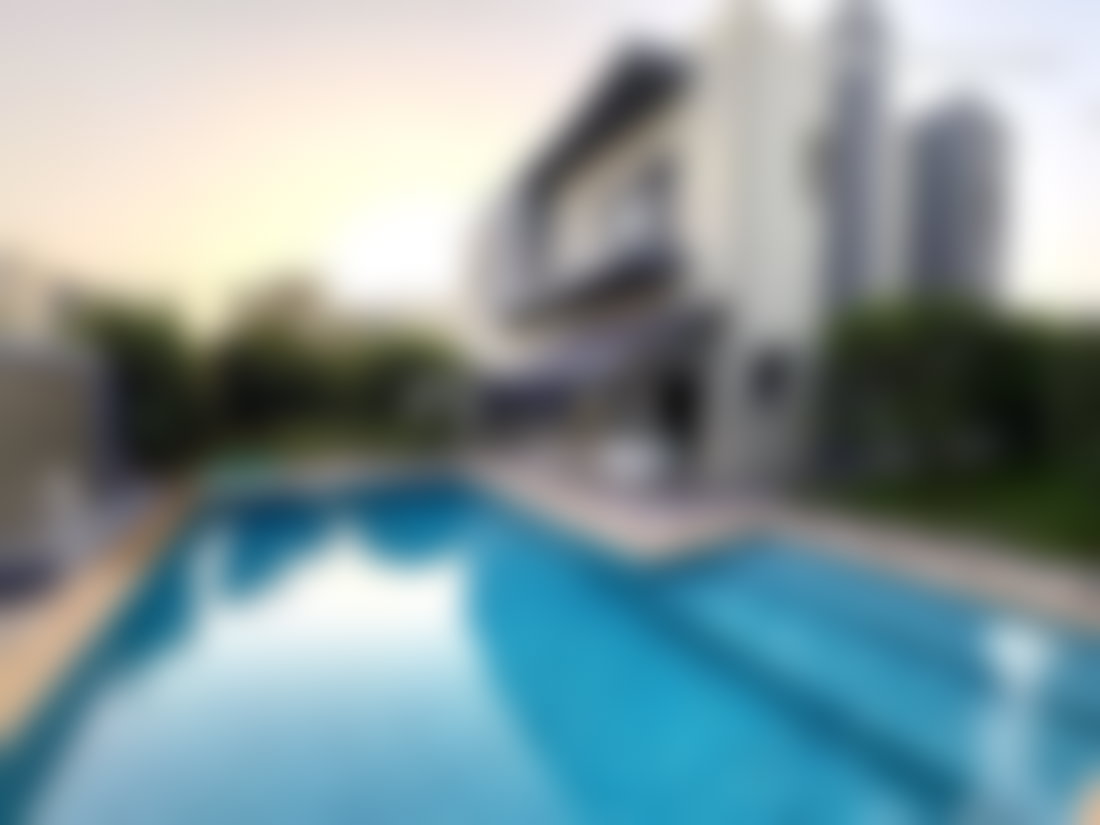 630 m² Villa with Swimming Pool, Nouaceur, 4 Bedrooms, South-Facing