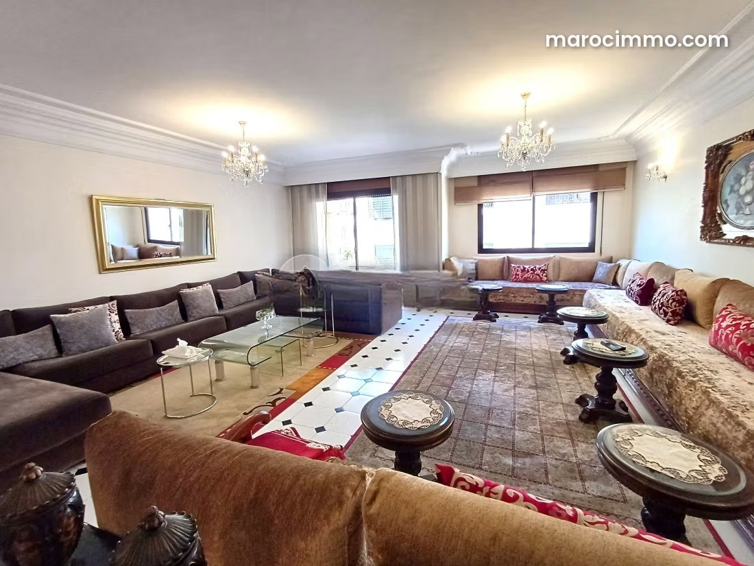 Grand appartement avec terrasse au Quartier des Hôpitaux Casablanca — Casablanca