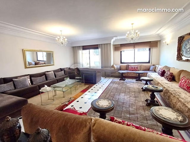 Appartement à vendre 229 m², 3 chambres Les Hôpitaux Casablanca — الدار البيضاء