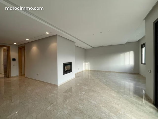Bouskoura 4 chambres piscine — Bouskoura