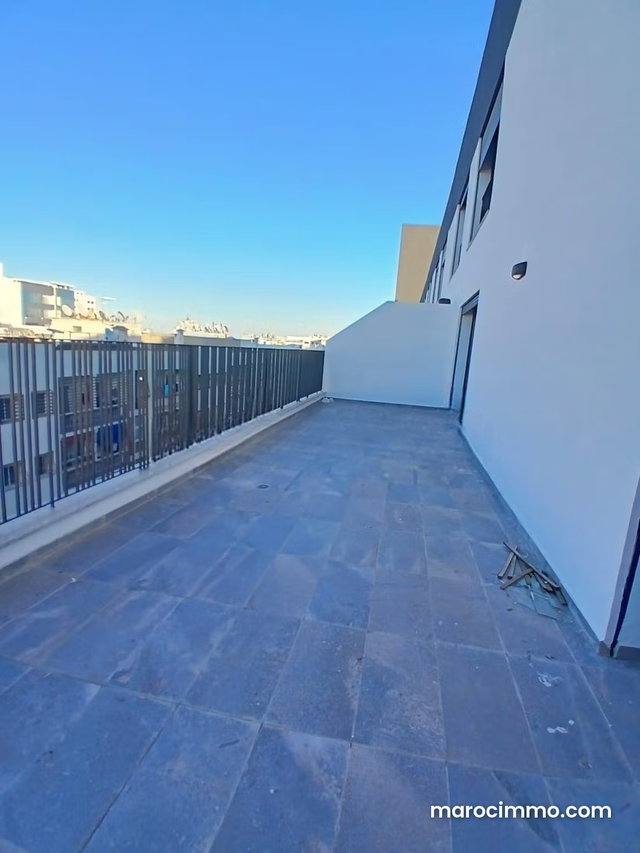 Apartment for rent in Palmier. 2 comfortable rooms. Elevator and parking spaces — 5