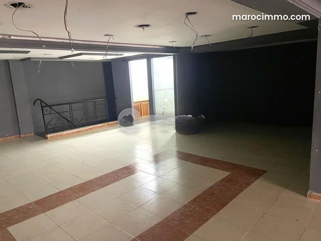 Commerce à vendre 144 m² 2 Mars Casablanca — Casablanca