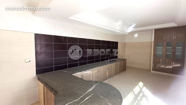Villa à vendre 216 m², 9 chambres Oued Fes Fès — 3