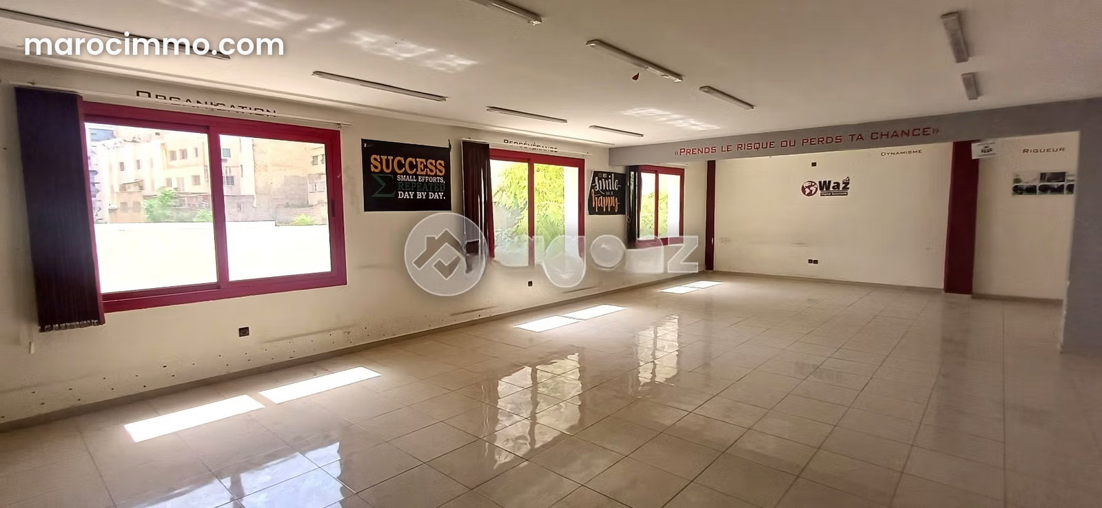98 m² Office, Bright, 2nd Floor with Elevator, New Town Essaouira — Essaouira