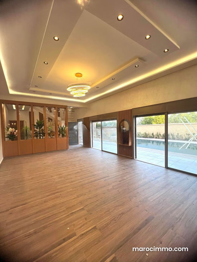 Villa à vendre 2 000 m², 4 chambres Tameslohte Al Haouz — 5