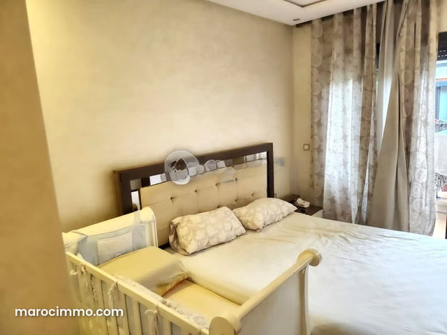 Appartement à vendre 137 m², 3 chambres Les Hôpitaux Casablanca — 2