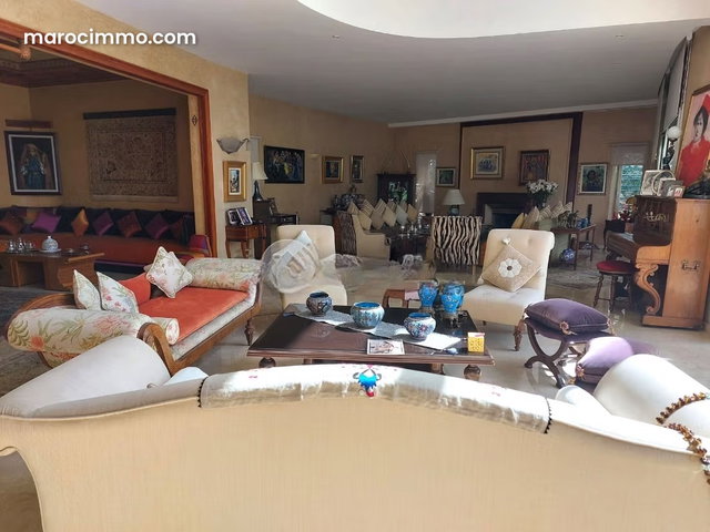 For Sale 2,133 m² Villa, 4 Bedrooms California Casablanca — 2