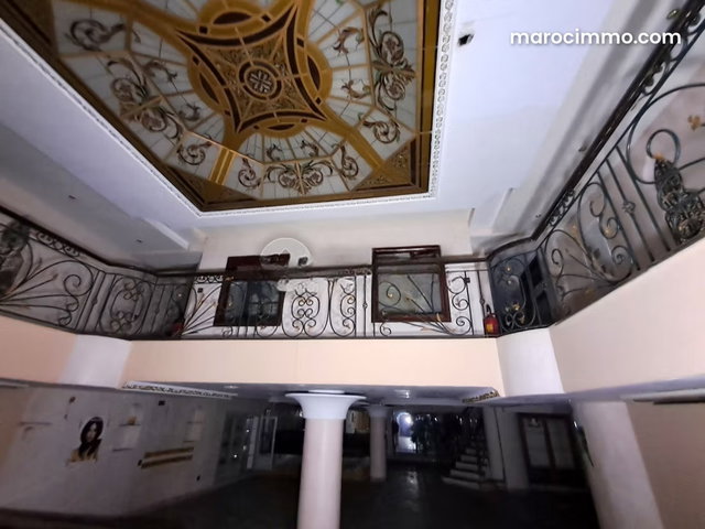 Commerce à vendre 250 m² Moulay Youssef Casablanca — 4