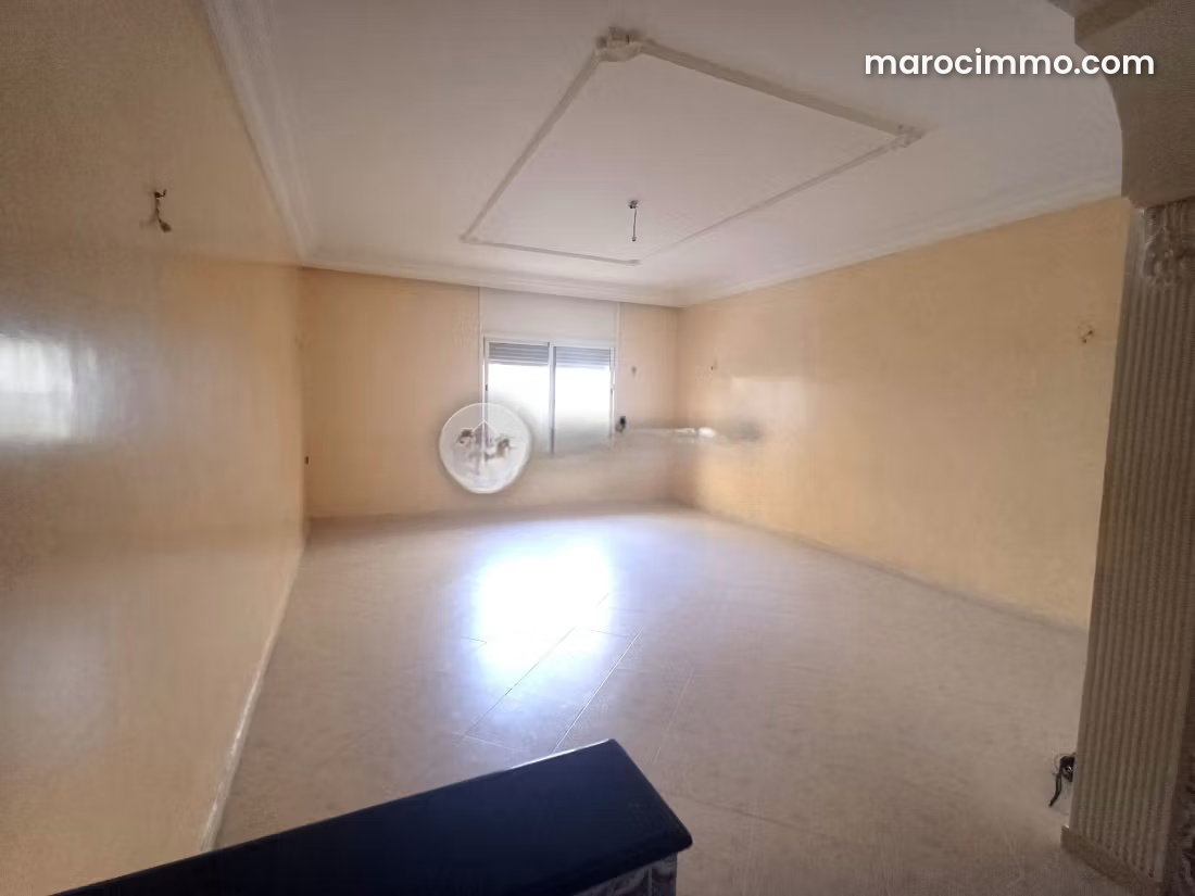 فرصة للاستثمار والسكن في شقة 194 م² بحي راسين الراقي — الدار البيضاء