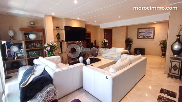 Appartement à vendre 213 m², 3 chambres Racine Casablanca — 3
