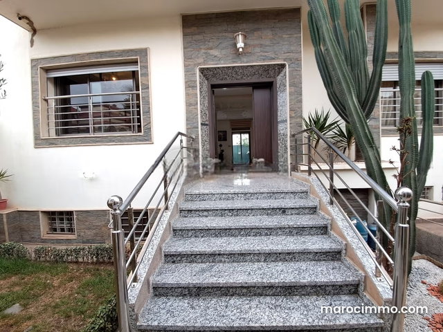 Villa à vendre 303 m², 5 chambres Addaman Casablanca — 3
